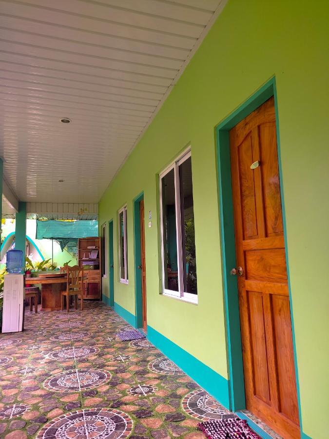 Barril Green Homestay Batuan Екстериор снимка